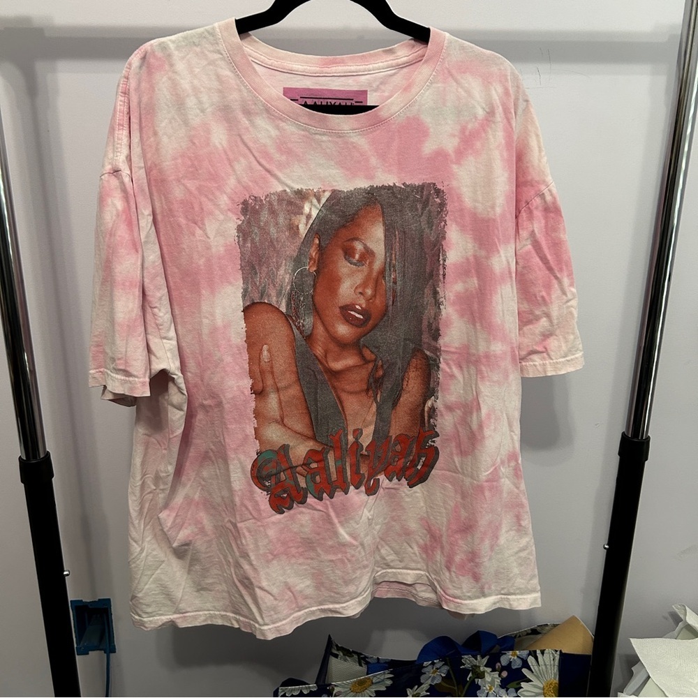 Aaliyah Pink Tie Dye Graphic Tshirt Size Large - "Ashlee" - Picture 2 of 16